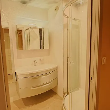 Ajaccio Pietralba Tres Bel Appartement F3- E Case