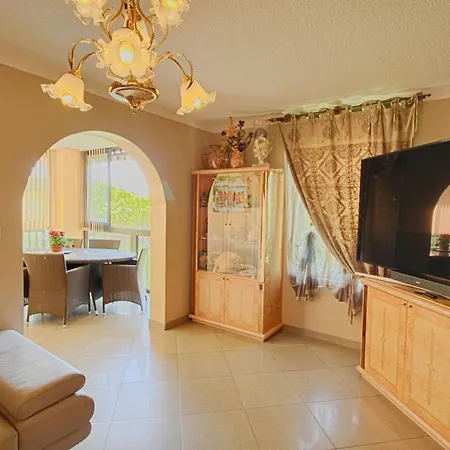 Ajaccio Pietralba Tres Bel Appartement F3- E Case * Ajaccio (Corsica)